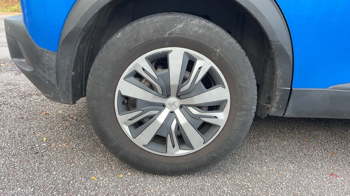 Peugeot 2008 1.2 Puretech S&S (100 ch)