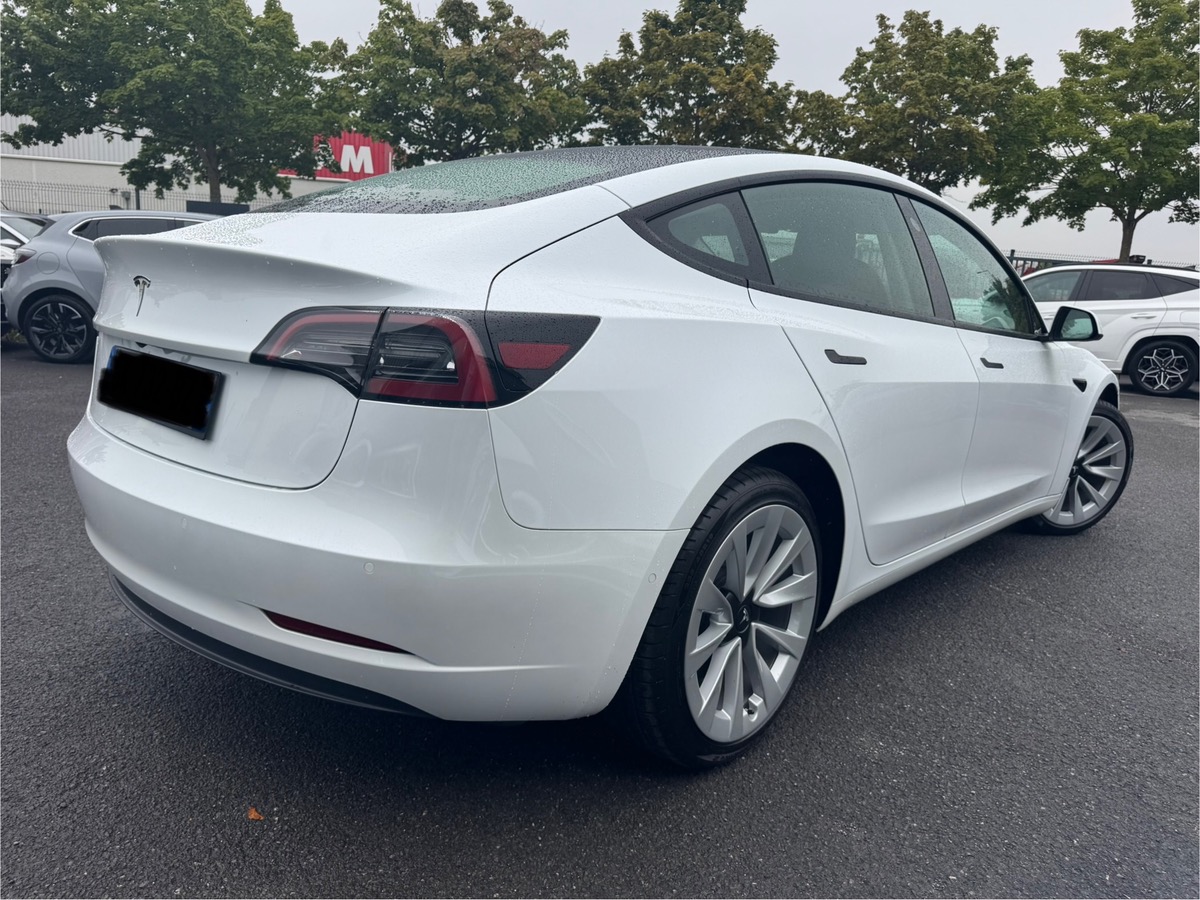Tesla Model 3 STANDARD RWD