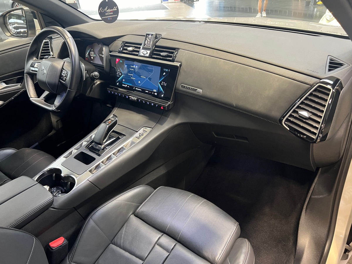 DS DS 7 CROSSBACK E-Tense 300 plug in HYBRID 4x4 200 OPERA RIVOLI