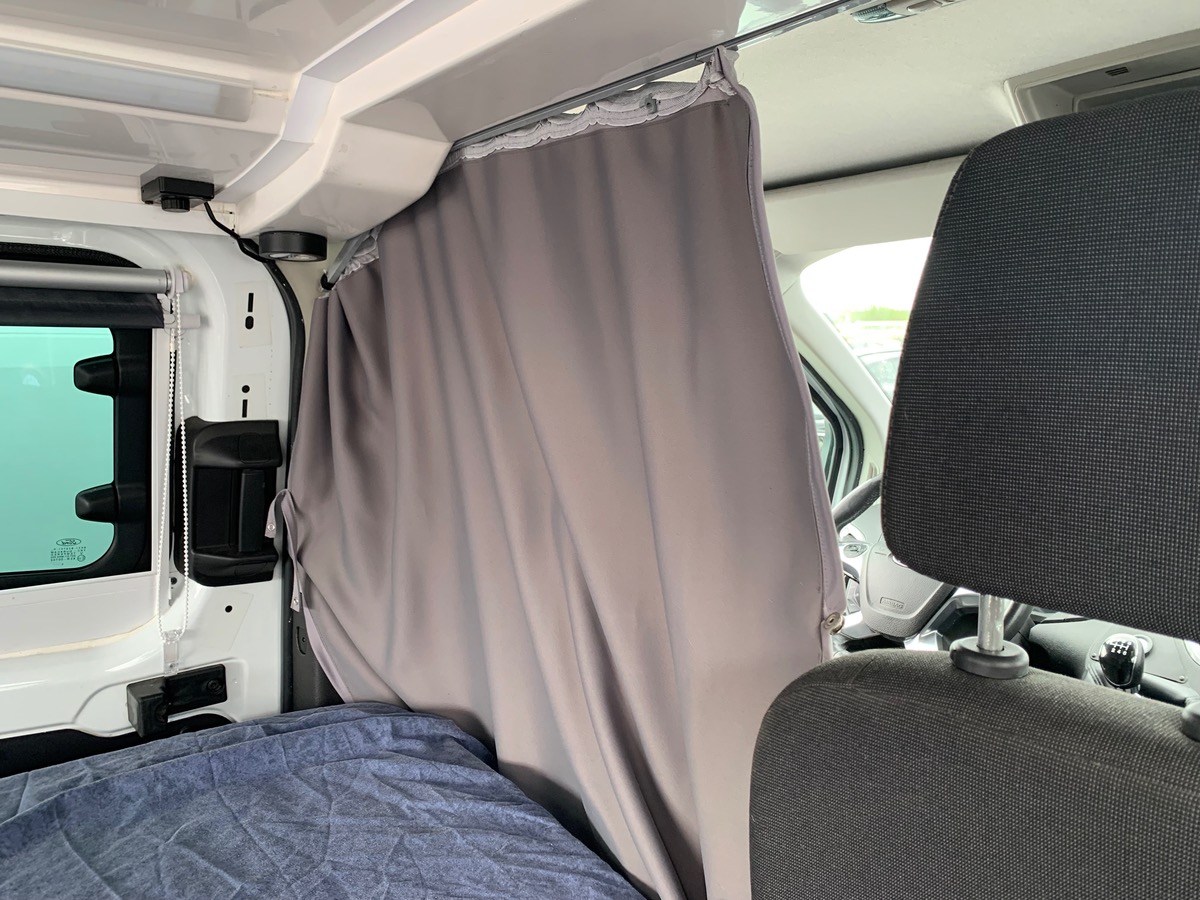 Ford TRANSIT CUSTOM Aménagé Petit-Picot