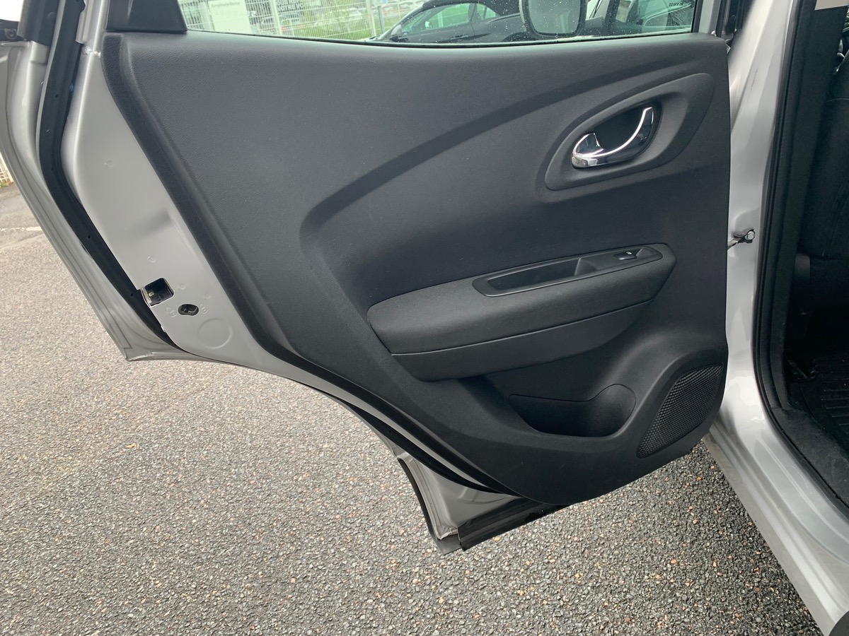 RENAULT Kadjar 110 ch | Business | Crochet d'attelage | Régulateur de vitesse | Radar avant arriére