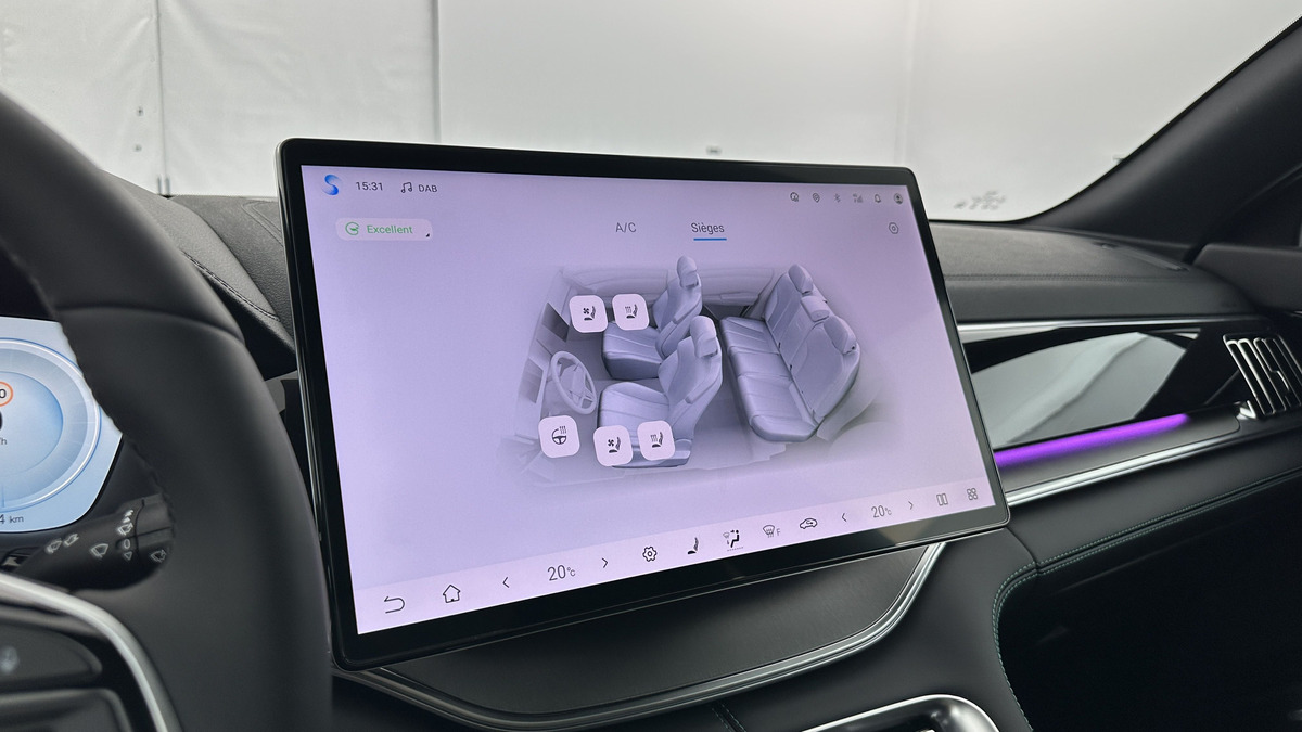 BYD BYD SEAL U 1.5l DM-i 218 chevaux | PHEV Boost (18kWh) | Apple CarPlay | PLUSIEURS COLORIS