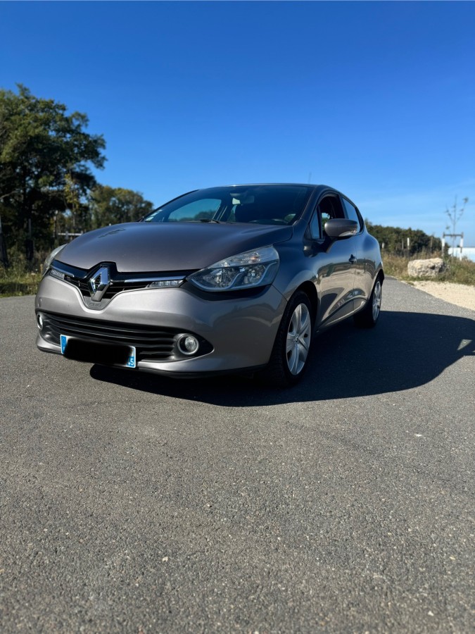 RENAULT Clio IV 90 ch | Business | GPS | Régulateur de vitesse | Climatisation | Radar de recul