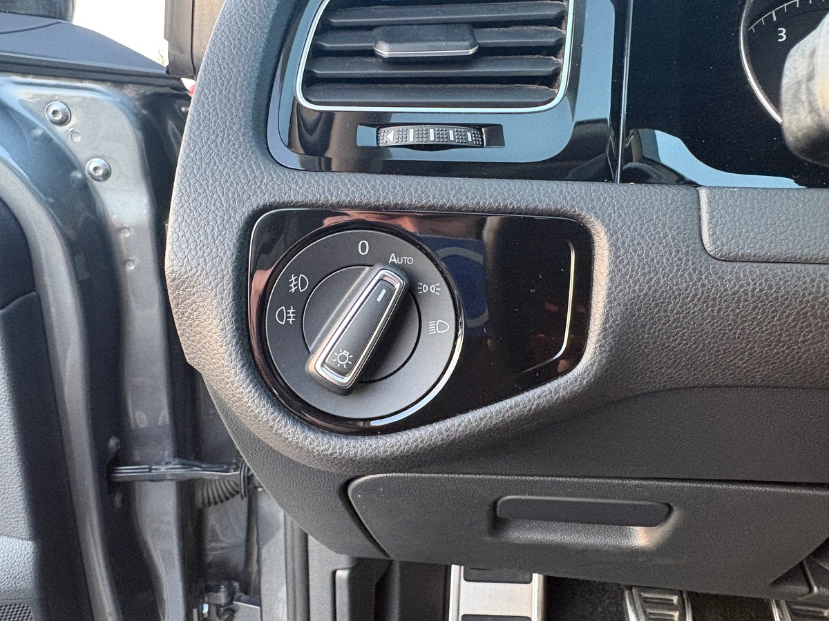 Volkswagen Golf 1.0 TSI 115CH IQDRIVE 6CV