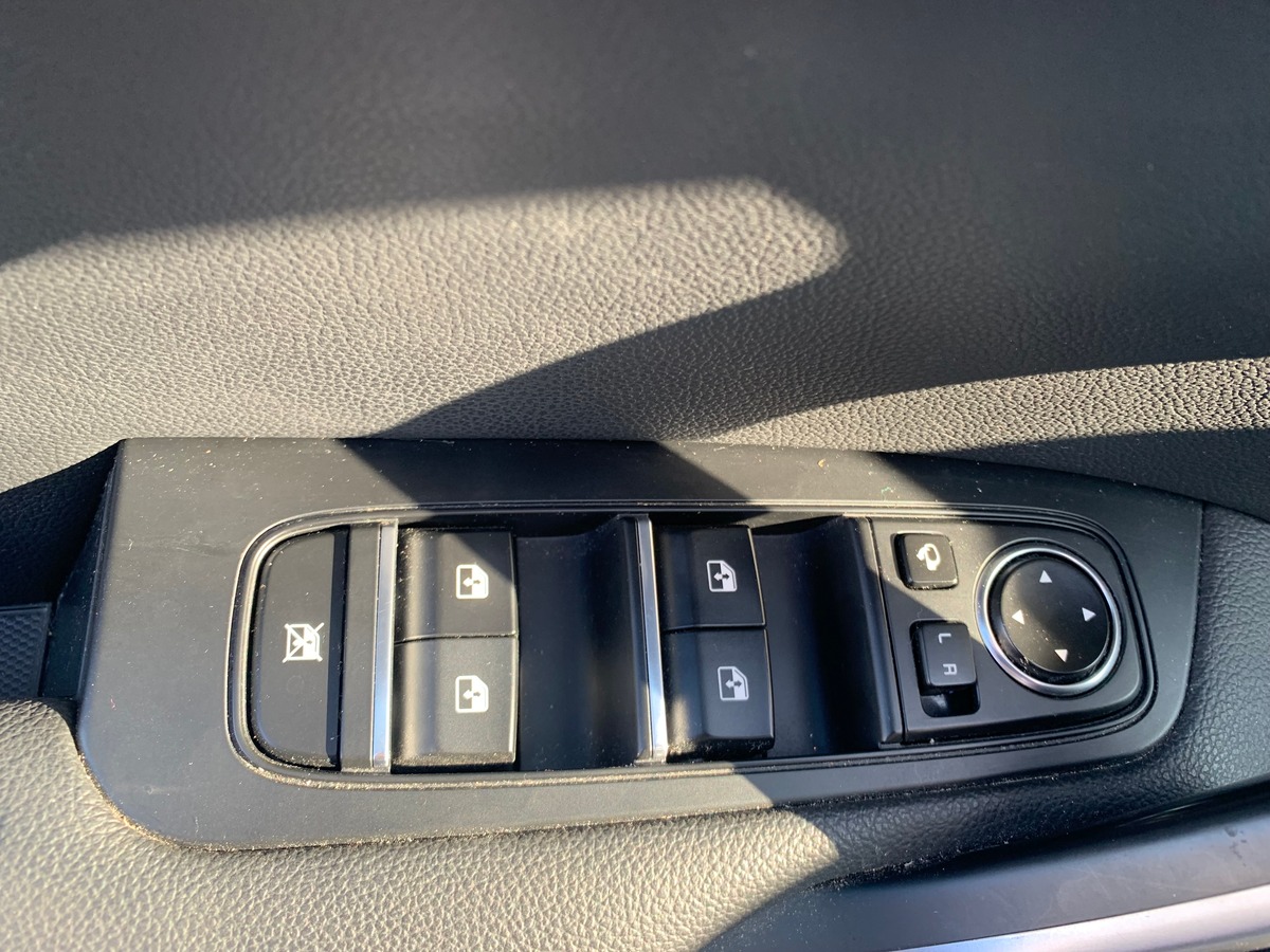 Kia XCeed 141 |Premium | Toit ouvrant | Siéges chauffants climatisés | Caméra recul | Apple car Play