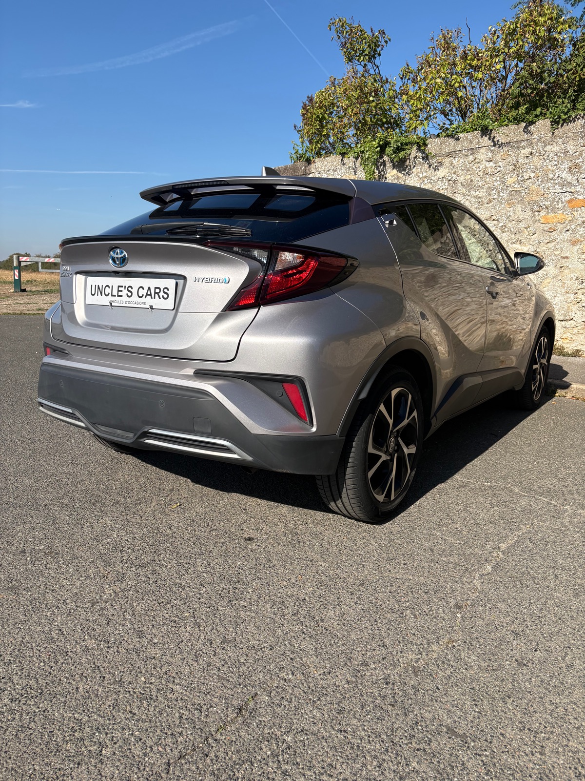 Toyota C-HR 2.0 184h GRAPHIC