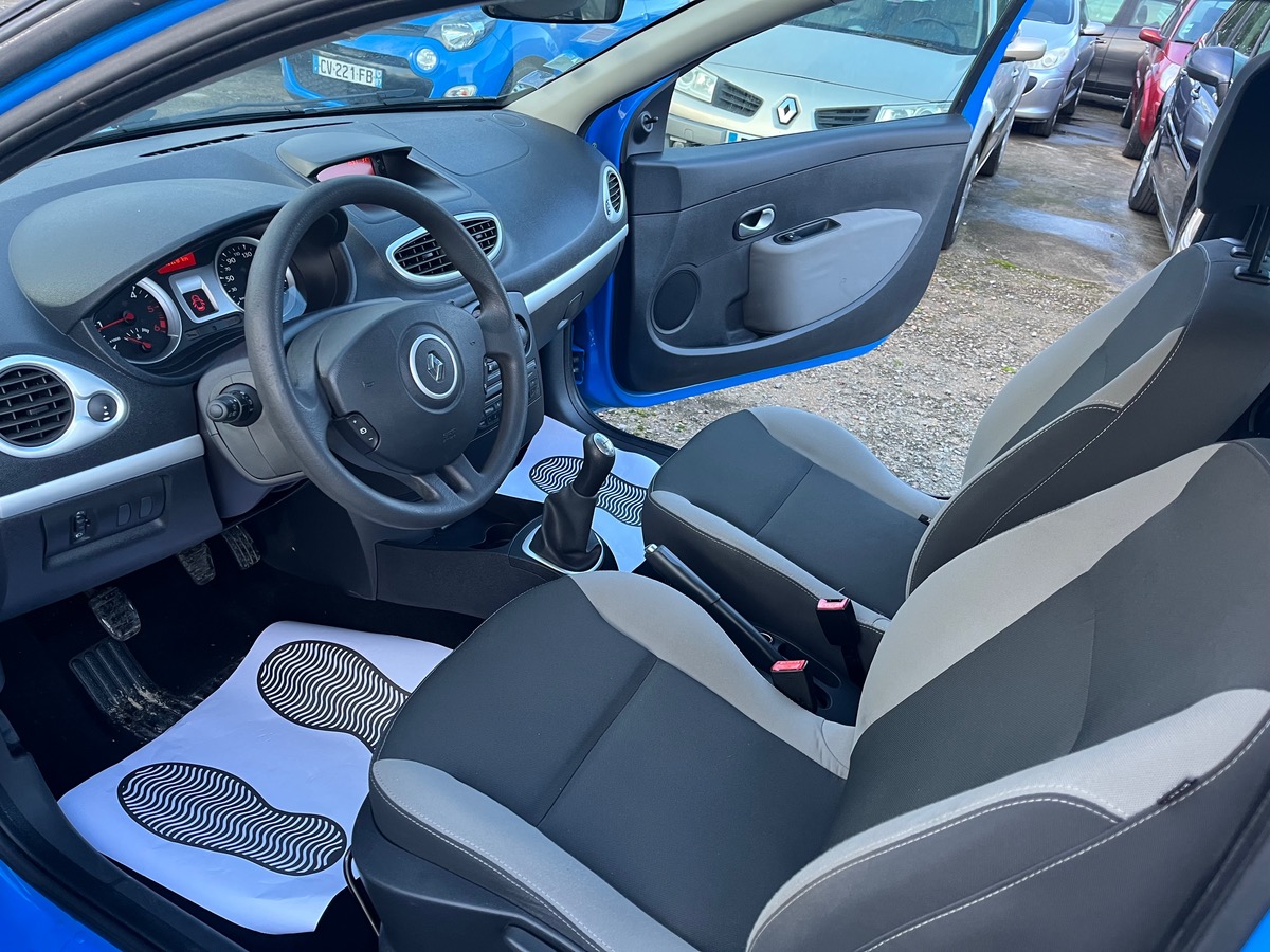 RENAULT Clio 1.5 dci
