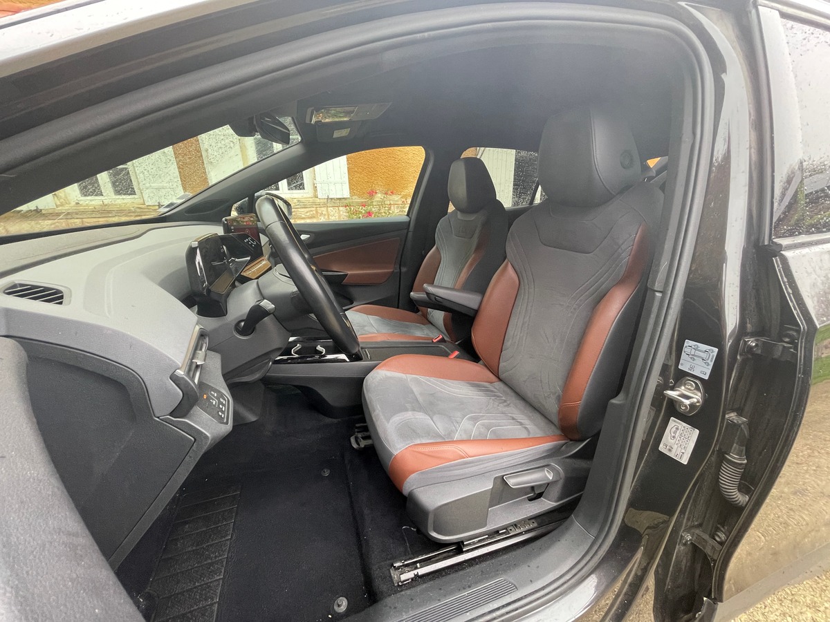 Volkswagen ID.4 PRO PERFORMANCE 204 ch