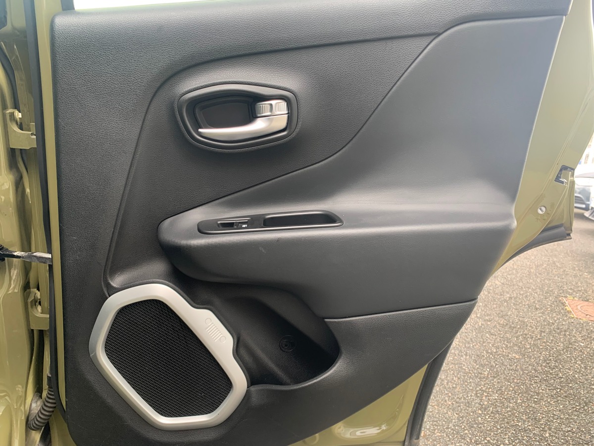 Jeep Renegade 120 chevaux | Régulateur de vitesse | Radar de recul | Bluetooth | Cuir | GPS