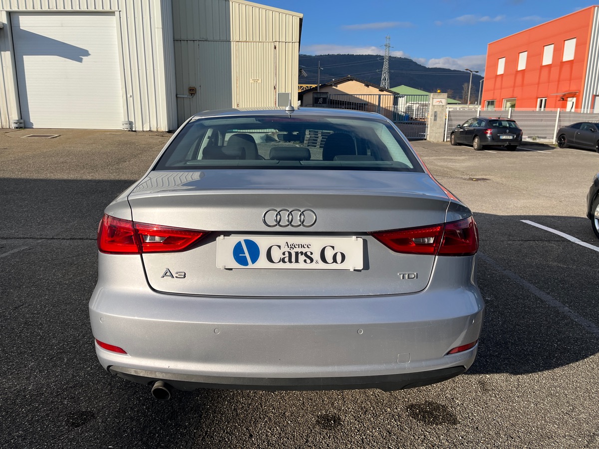 Audi A3 Limousine 1.6 TDI 110cv, Suivi entretien complet, courroie de distrib. OK, sièges chauffants
