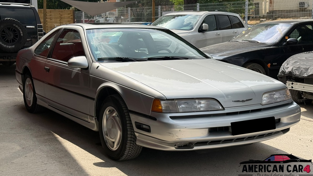 Ford Thunderbird
