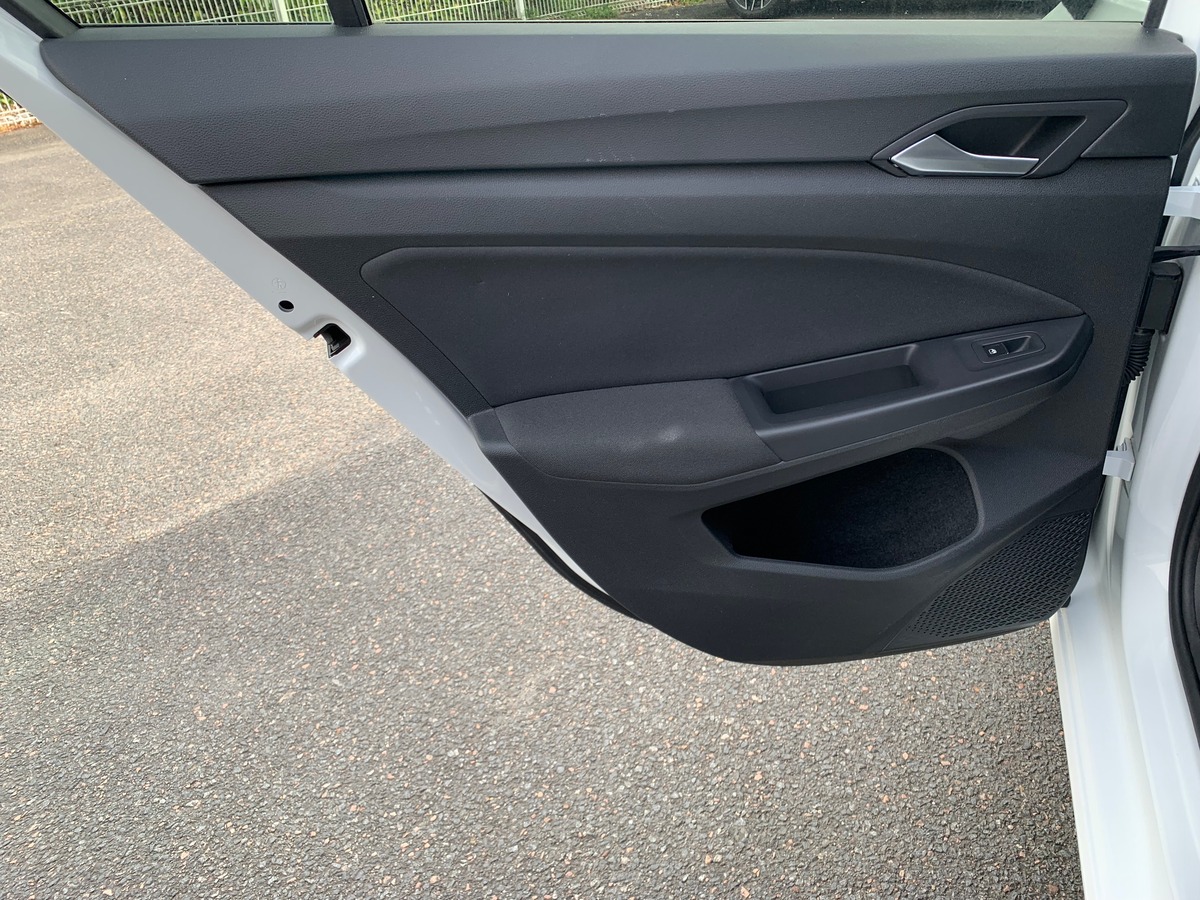 Volkswagen GOLF 8 130 ch | Stage 1 Ethanol | Apple car Play | Radar avant arriére | Siéges chauffant