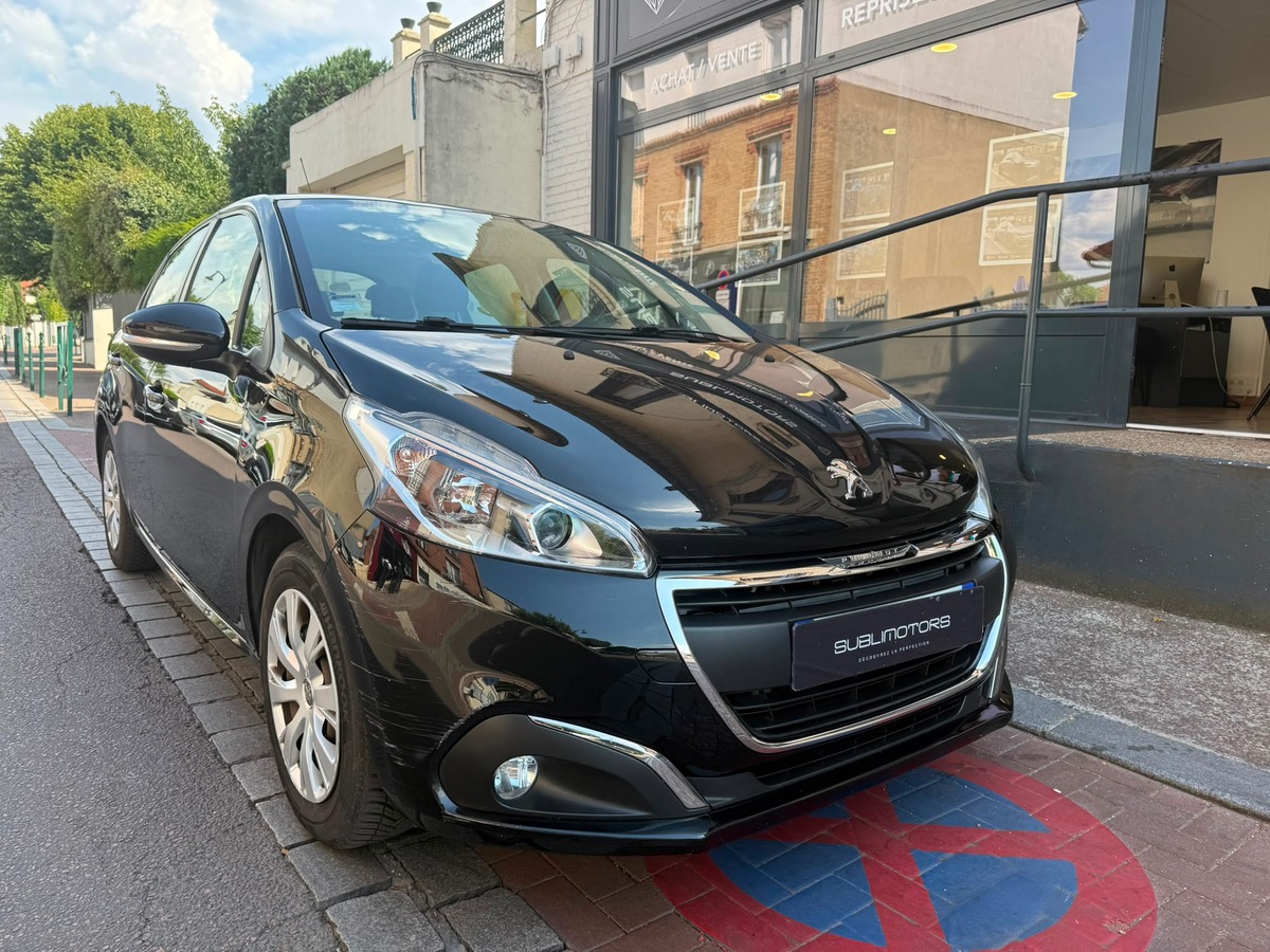 Peugeot 208