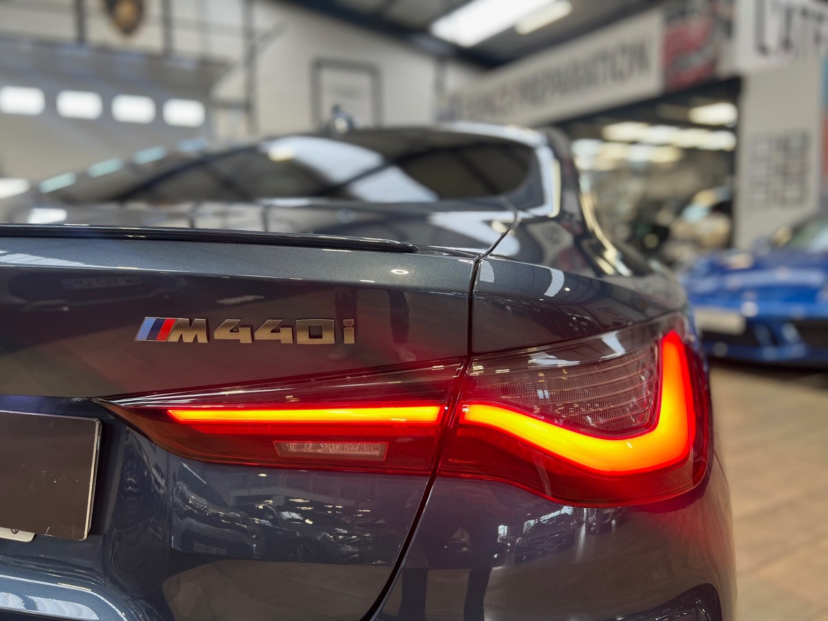 Bmw Série 4 Coupé (G22) M440I XDRIVE 374 BVA8 / Arctic Race Blue/Toit Pano