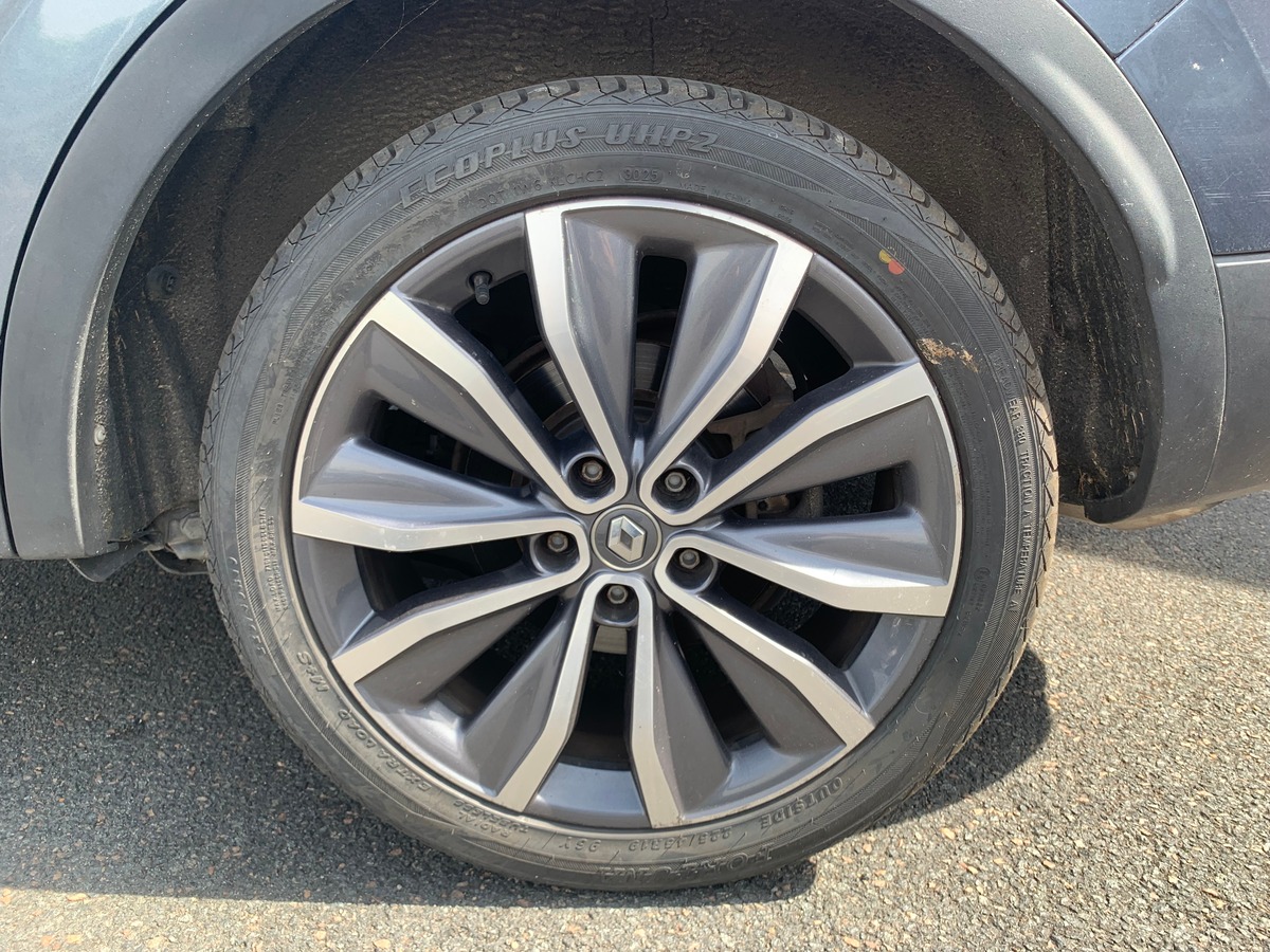 RENAULT Kadjar 130 | Intens | Caméra recul | Régulateur vitesse | Attelage amovible | Roue secours