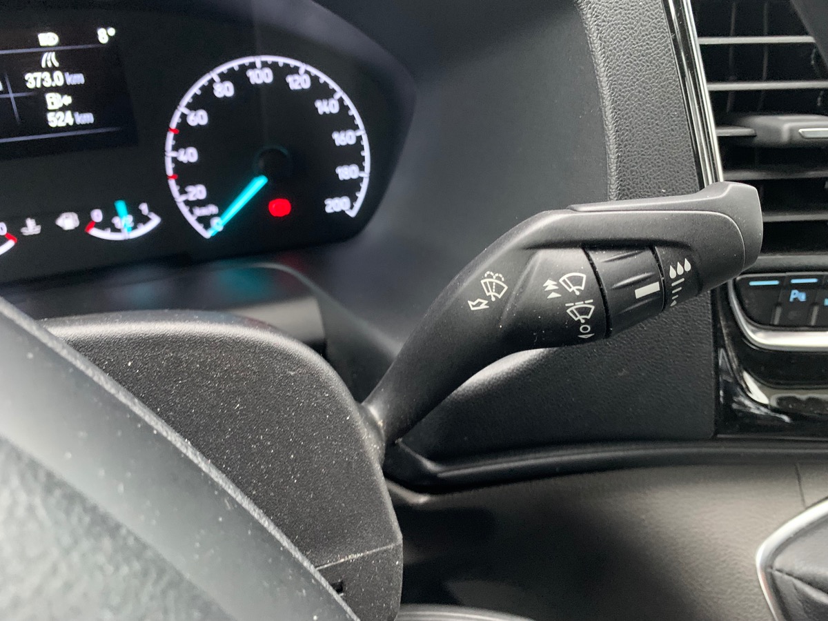 Ford TRANSIT CUSTOM FG 280 L1H1 2.0 130 LIMITED | Marches pieds | Attelage | Régulateur vitesse