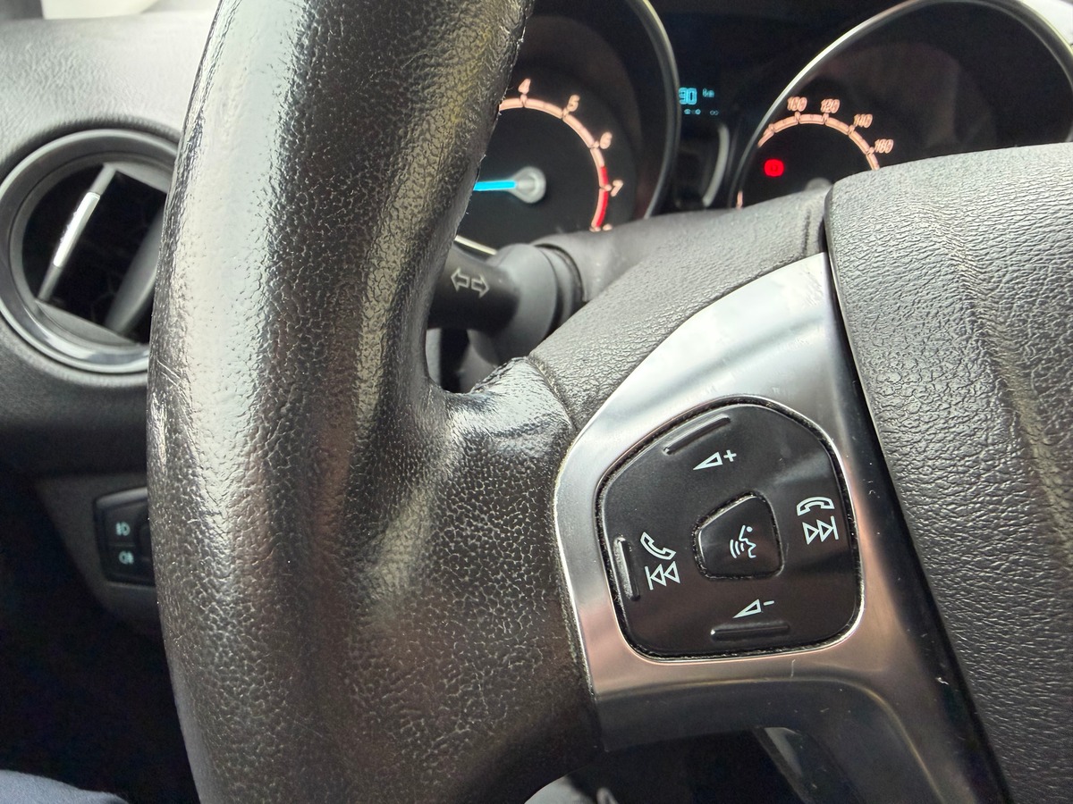 Ford Tourneo Courier 1.0 STCi EcoBoost Combi court S&S 100 cv