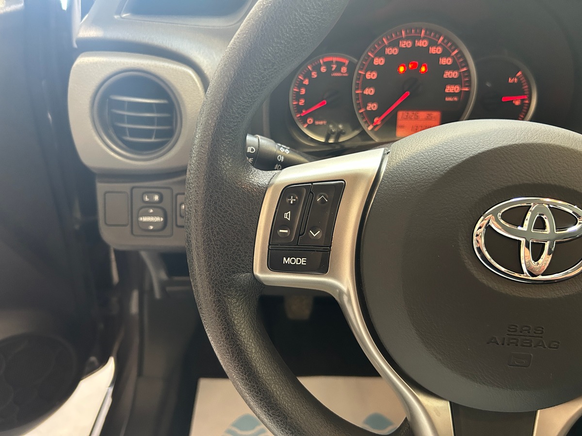 Toyota Yaris 1.0 VVTi 12V 69 cv - MOTEUR À CHAINE - VIDANGE ET CT OK - GARANTIE