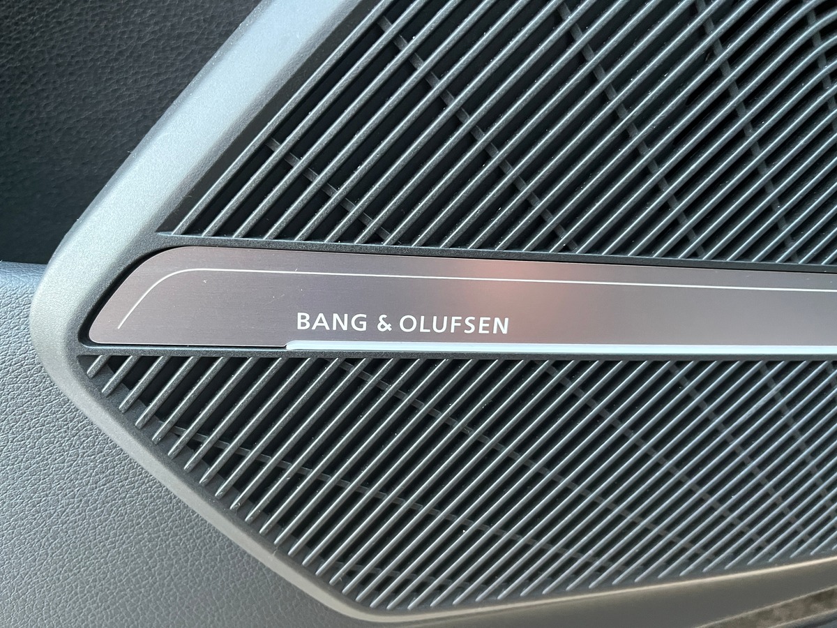 Audi Q5 Sportback 40 TDI 204ch QUATTRO S TRONIC 7 Sline, TOIT OUVRANT, SIEGES CHAUFFANT, MATRIX LED