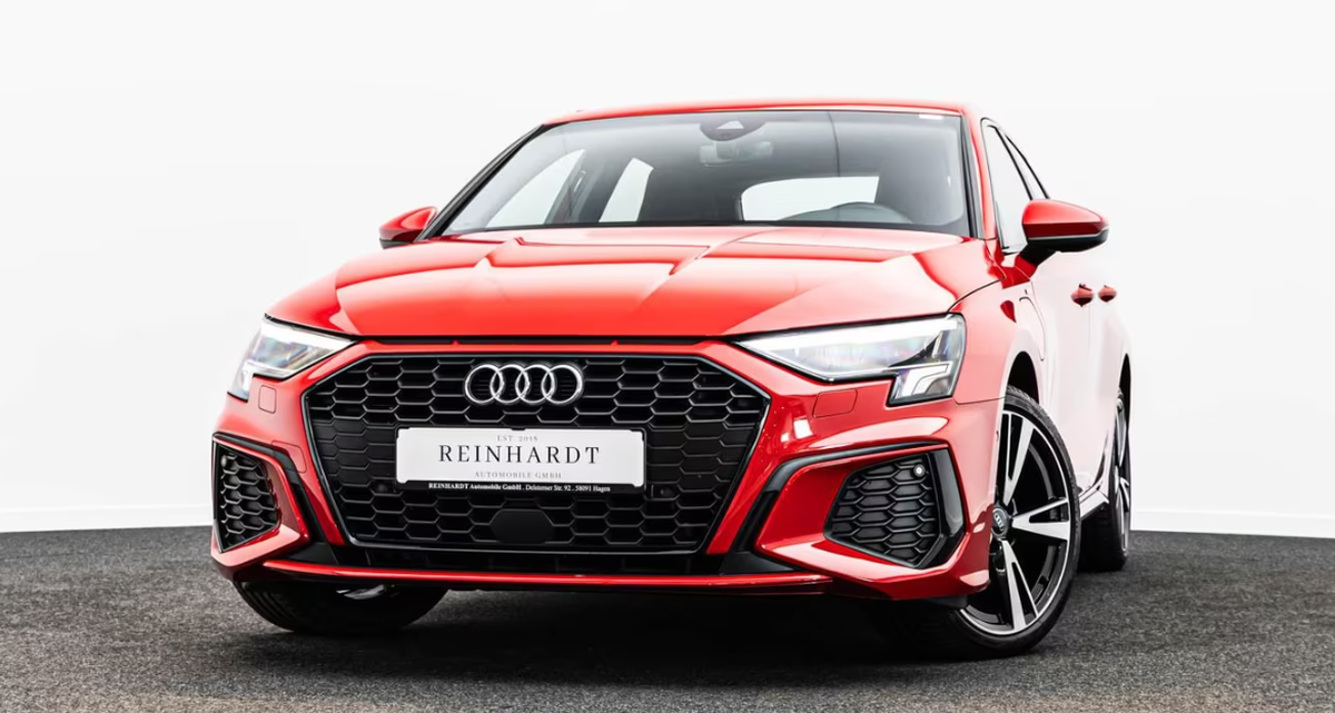 Audi A3 Sportback 40 TFSI e 204ch S line S tronic 6/Bang&Olufsen/Caméra