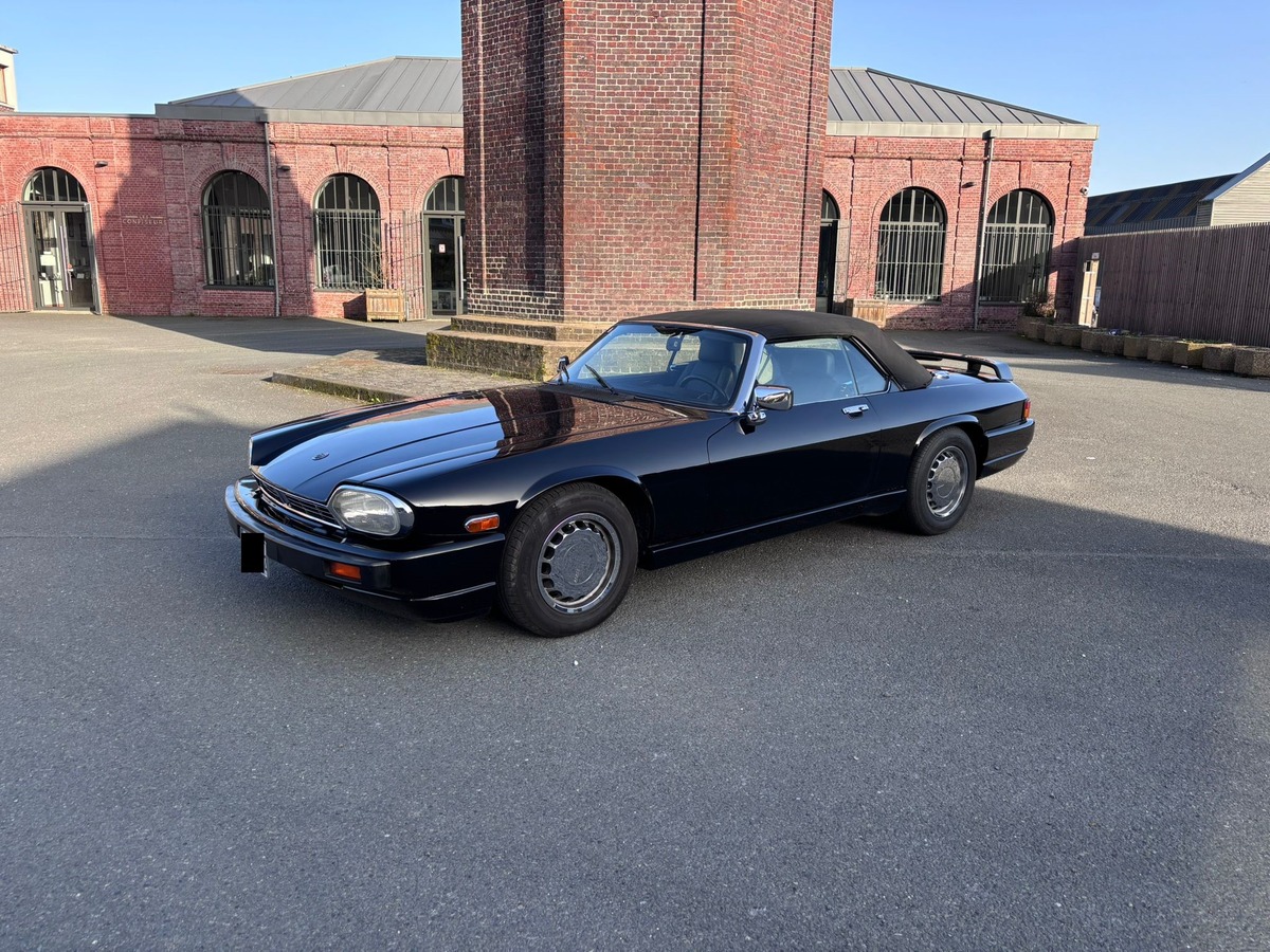 Jaguar XJS Cabriolet V12 289cv boite automatique