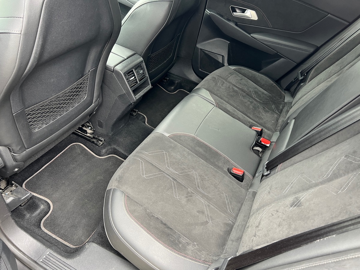 DS DS 7 Crossback PERFORMANCE LINE 130 1.6L BLUEHDI EAT8, SUIVI COMPLET, CAMERA DE RECUL, 1ERE MAIN