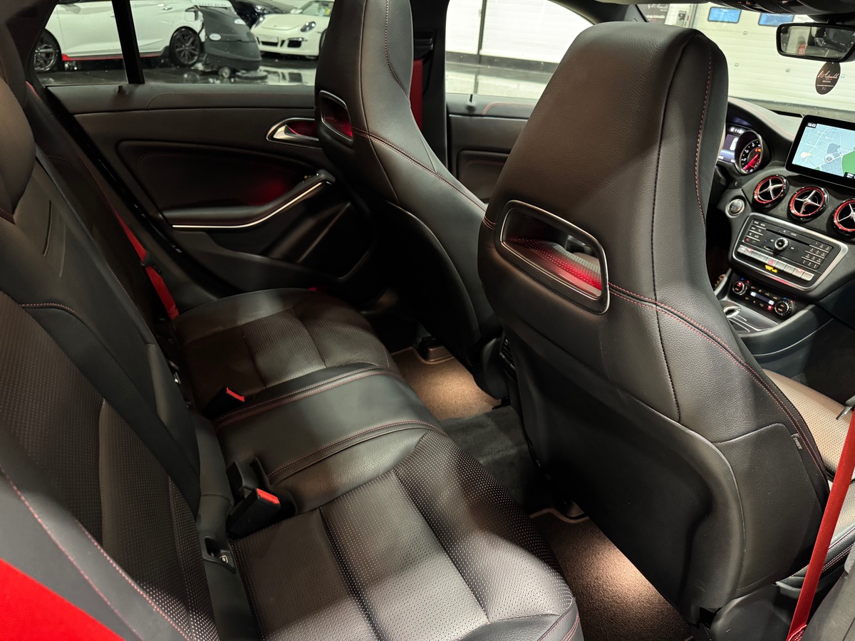 Mercedes Benz CLA Shooting Brake Phase 2 45 AMG 2.0 Turbo 4MATIC 7G-DCT 381cv TO/HARMAN/PACK AÉRO A