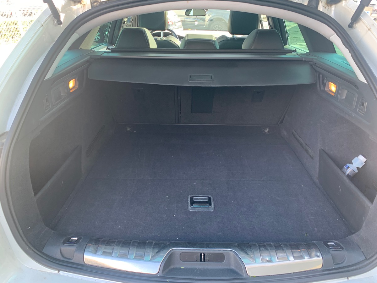 Peugeot 508 SW RXH 2.0 | 180 | Toit panoramique | Caméra de recul | Affichage tête haute | Attelage