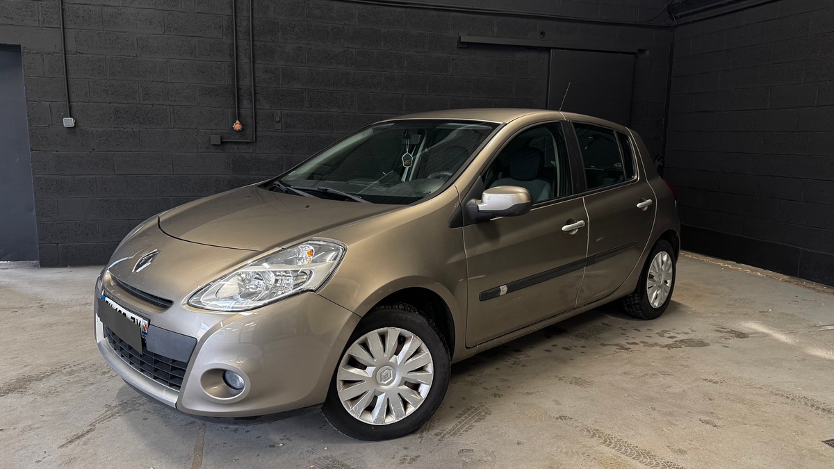 RENAULT Clio III 1.2i 75CH GPL 1ere Main