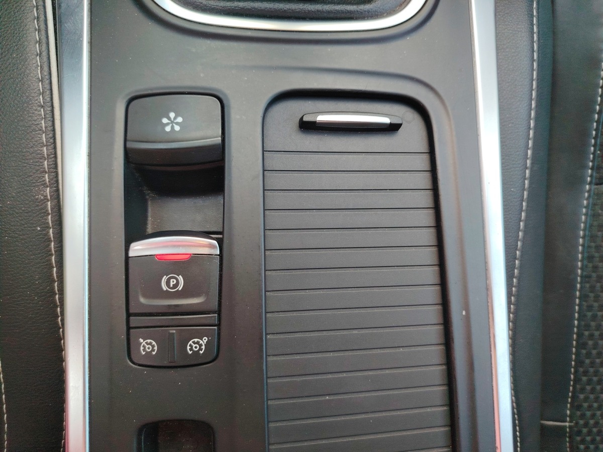 RENAULT Megane IV 1.5 dCi 130 Energy Intens
