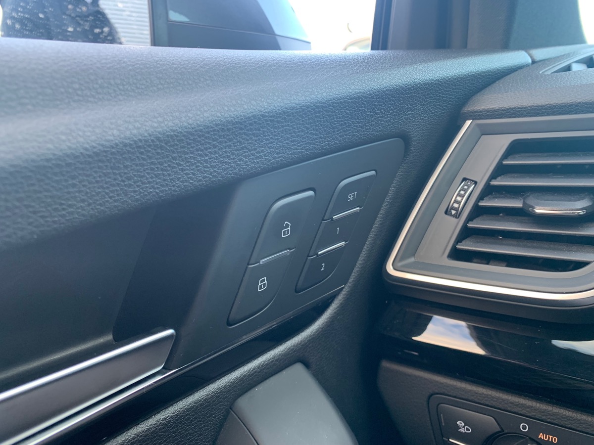 Audi Q5 190 ch | S-Line | Virtual Cockpit | Coffre assisté électriquement | Caméra de recul