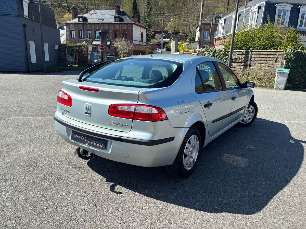 RENAULT Laguna II 1.6 107 - Finition Authentique - Garantie - Distribution neuve - Attelage