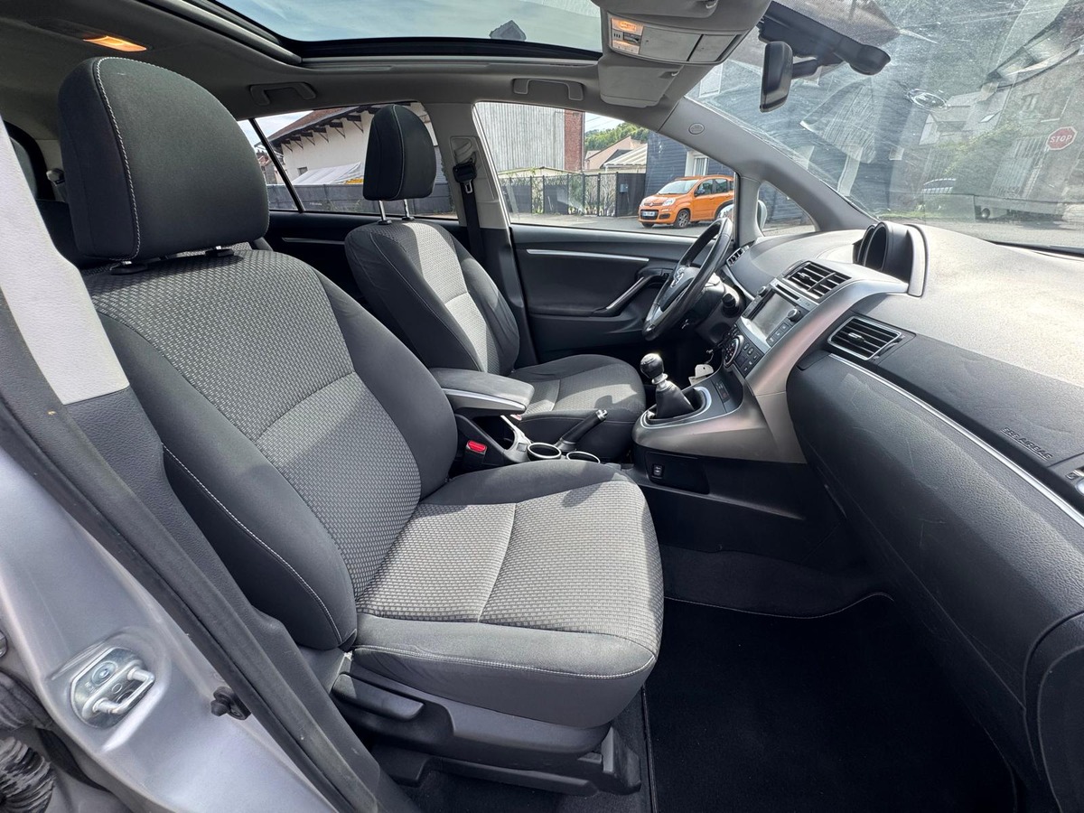 Toyota Verso 2.0 D-4D 125cv DYNAMIIC 7places - garantie