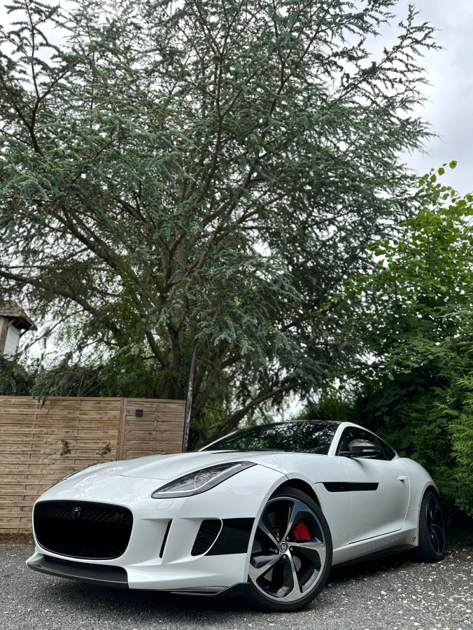 Jaguar ftype R 550