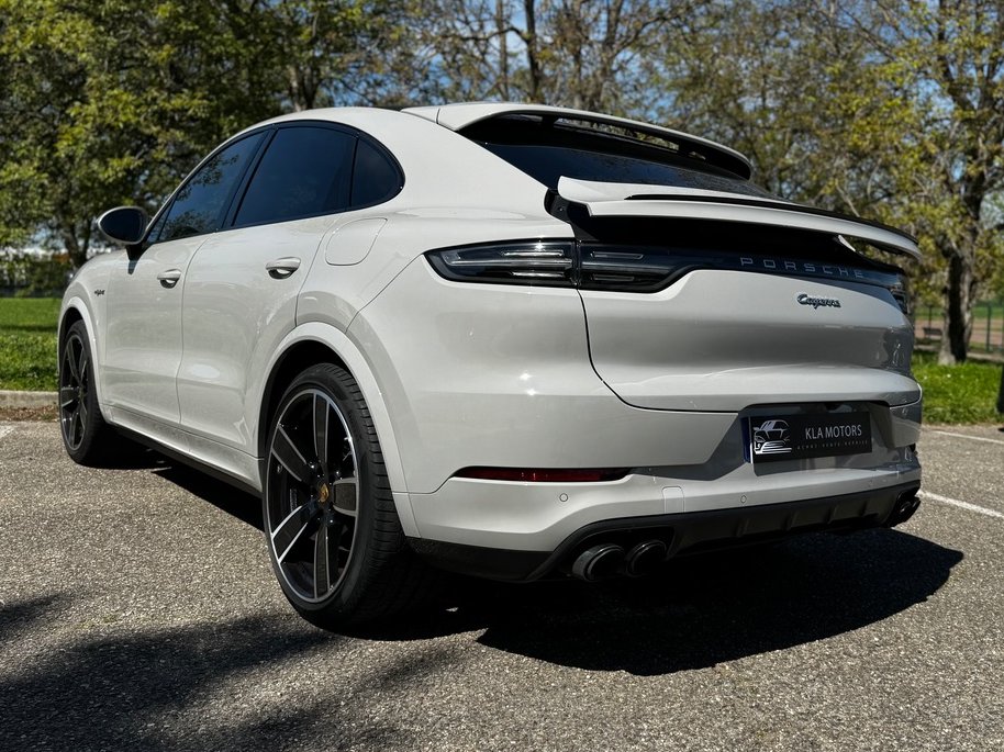 Porsche Cayenne Coupé 3.0 V6 462CV E-HYBRIDE