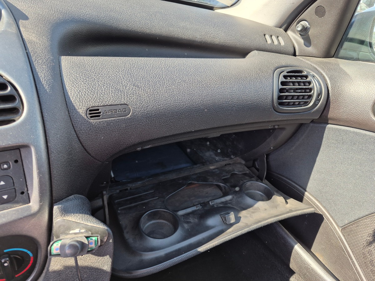 Peugeot 206 1.4 75 STYLE