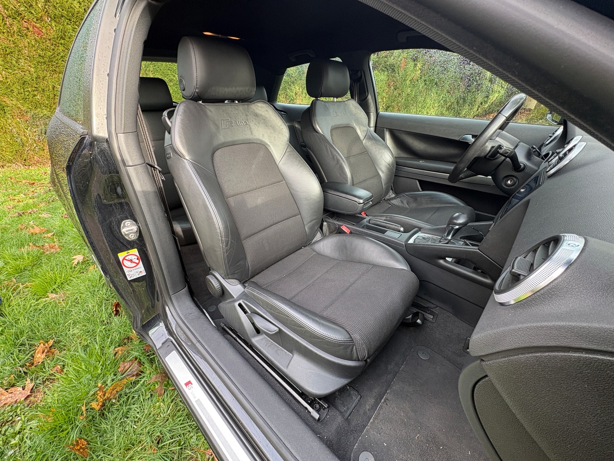 Audi A3 1.8 TFSI 160CH S-TRONIC