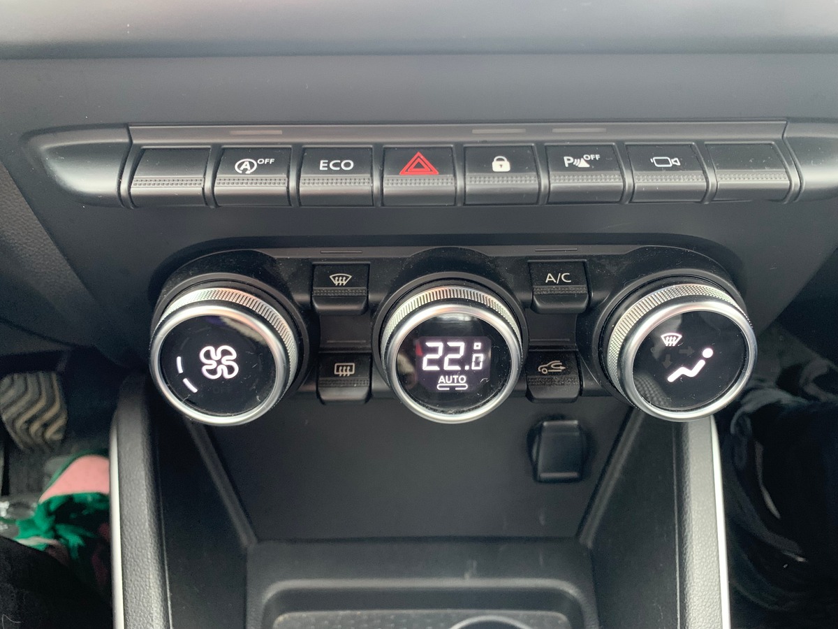 Dacia Duster 130 ch | Techroad | GPS | Régulateur de vitesse | Caméra de recul | Roue de secours