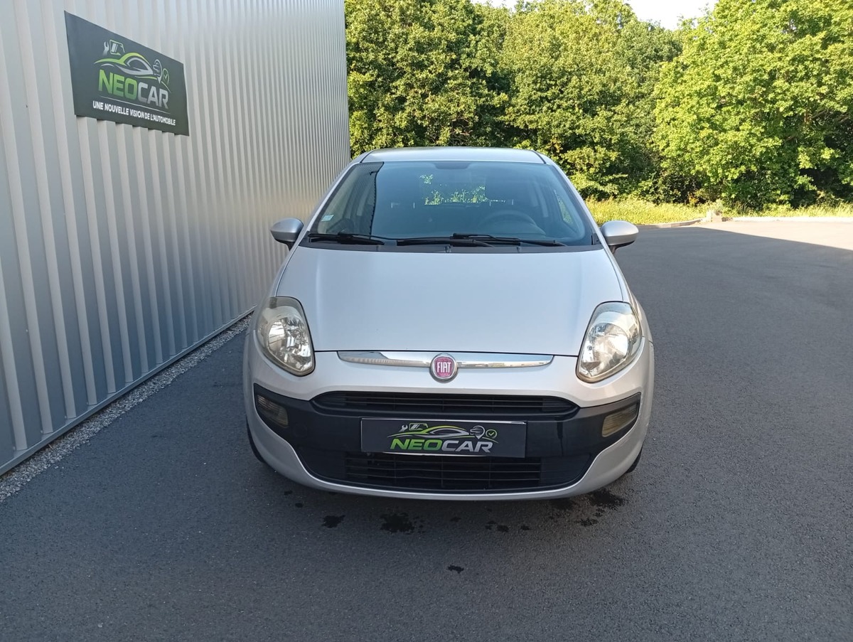 Fiat Punto evo 1.2 Essence / Première main / Distribution , Freins avants et révision Neufs