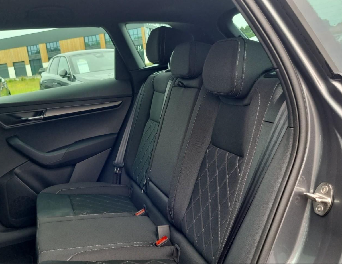 Skoda Karoq 1.5 tsi 150 sportline dsg7