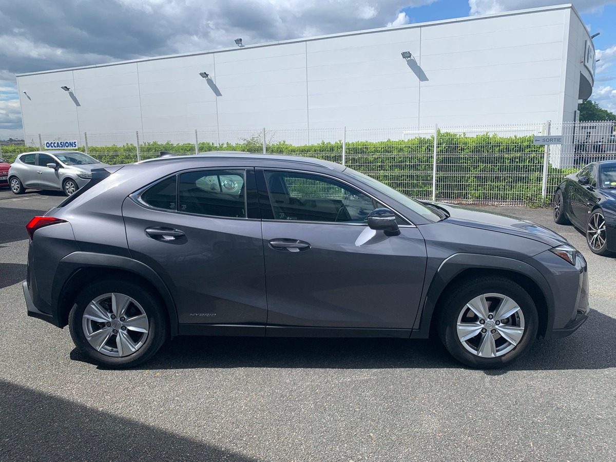 Lexus UX 250 | 184 ch | Pack Confort | Apple car Play | Caméra recul | Régulateur vitesse adaptatif