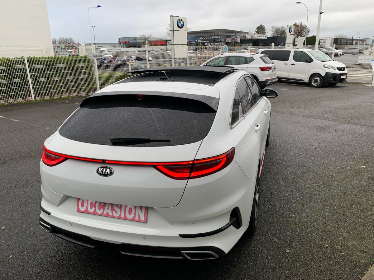 Kia ProCeed 140 ch | GT LINE PREMIUM | Caméra recul | Toit ouvrant | Démarrage sans clé | Phares LED