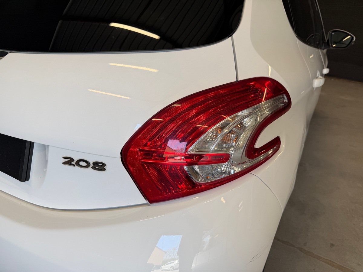 Peugeot 208 1.6 vti Boite Automatique / Moteur à chaîne