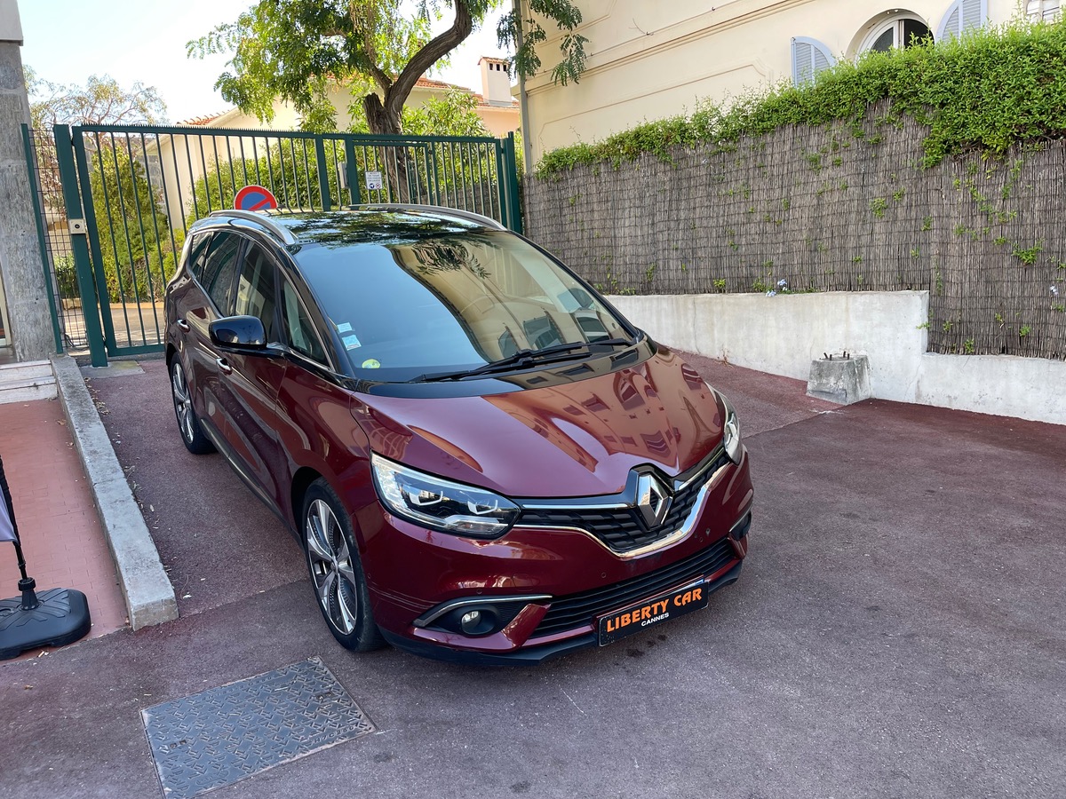 RENAULT Grand Scenic DCI 110 CV Phase 2 / 7 Places / 1er Main / Grand écran