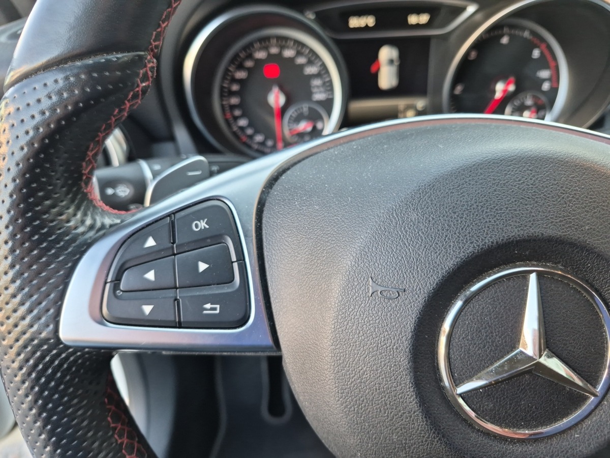 Mercedes-Benz Classe GLA 2.2 200 Cdi 135 Fascination 7g-dct