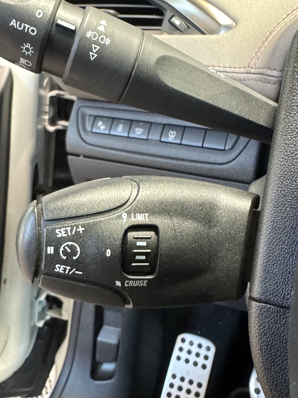 Peugeot 208 XY JBL 1.6 e-HDi 115 BVM6 Park Assist
