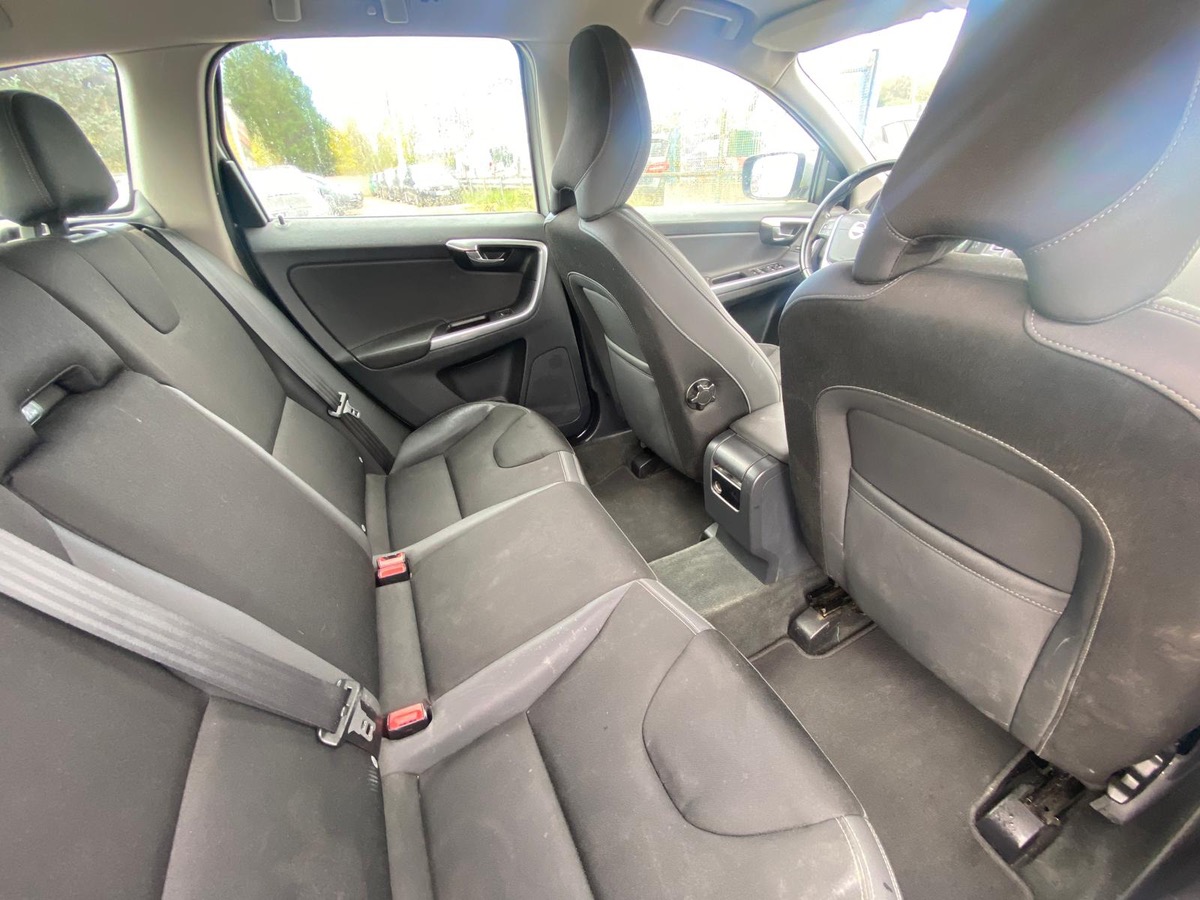 Volvo XC60 d4 2.0 181cv S&S kit de distribution neuf 226020km