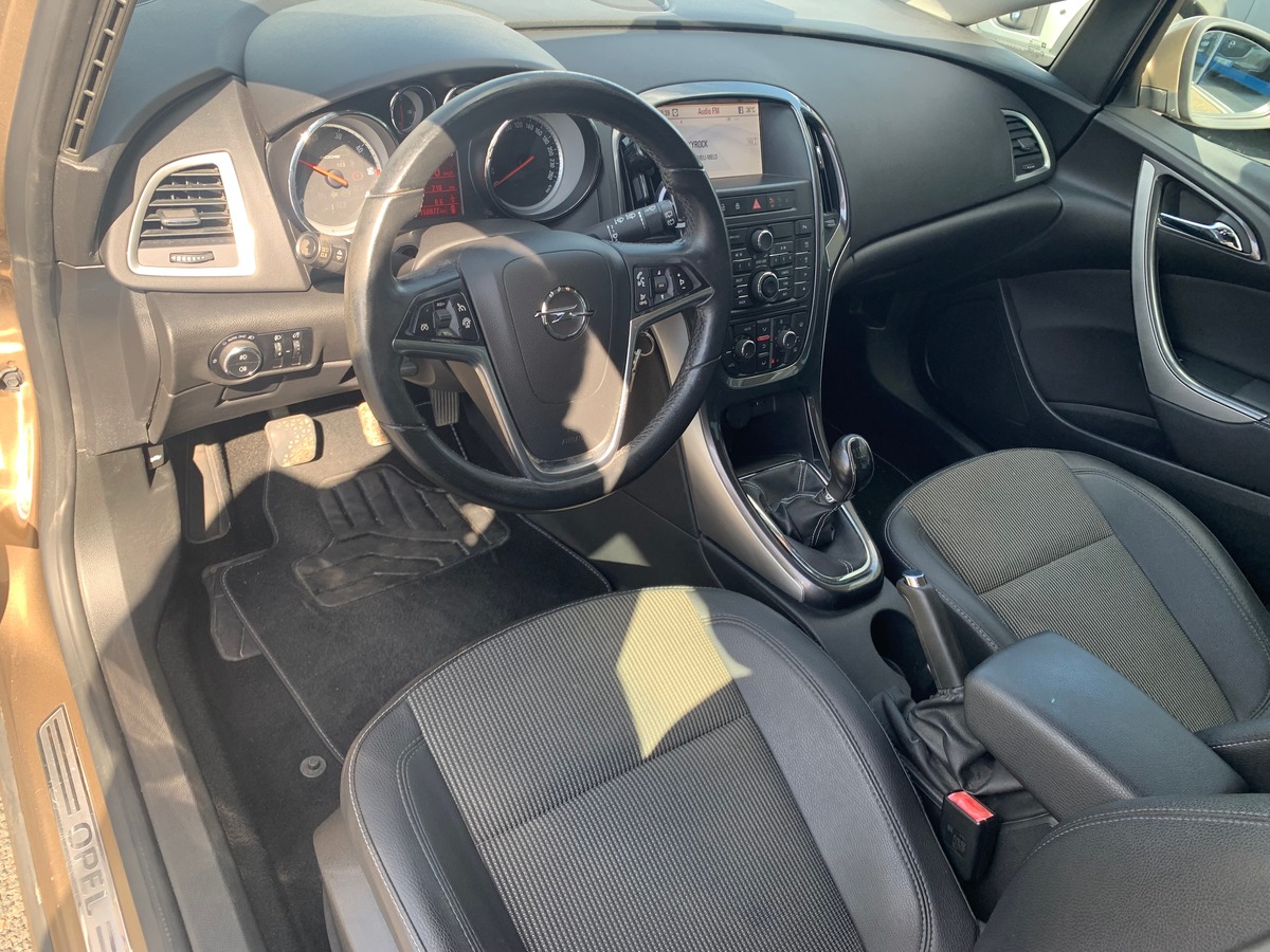 Opel OPEL ASTRA 110 chevaux | Caméra de recul | Régulateur de vitesse | GPS | Climatisation | Barres toit