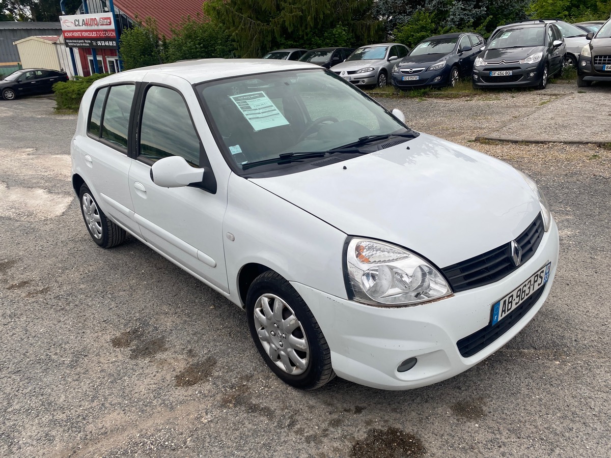 RENAULT Clio campus 1.5 dci 65cv très propre 099180km
