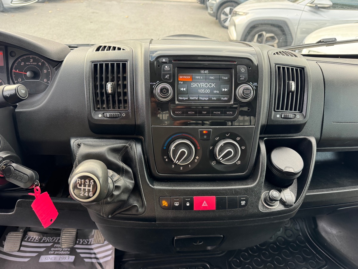 Citroën Jumper BENNE SC 35 L2 BlueHDi 130 BVM6 CONFORT + ATTELAGE / PRIX TTC
